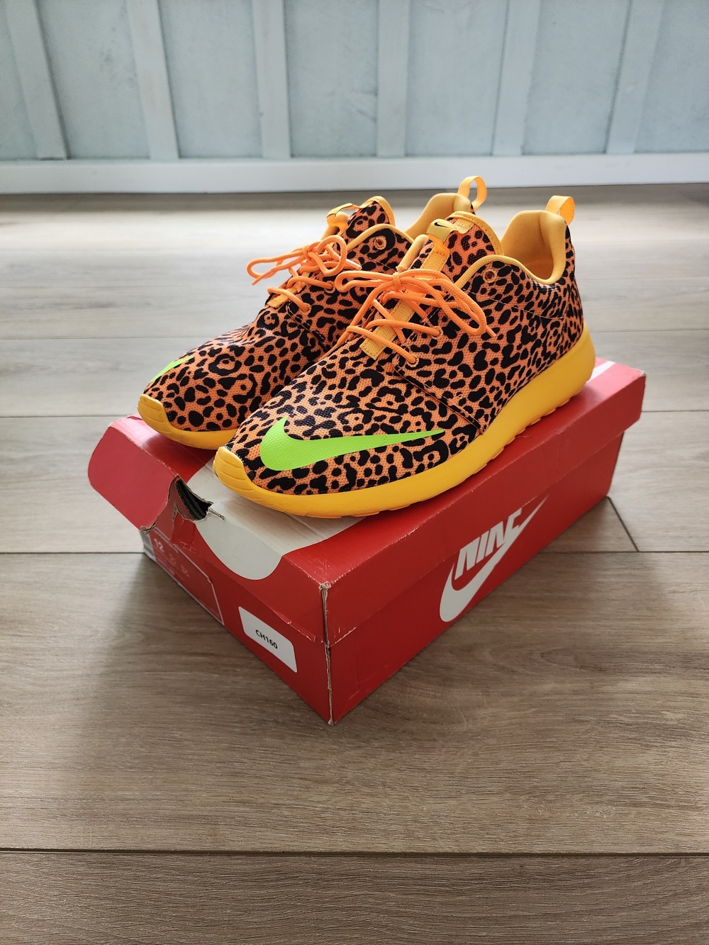 Nike Roshe Run Orange Leopards
